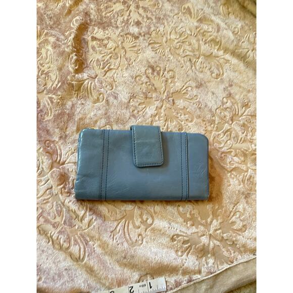 Fossil blue leather wallet with magnetic‎ closure - Picture 4 of 6